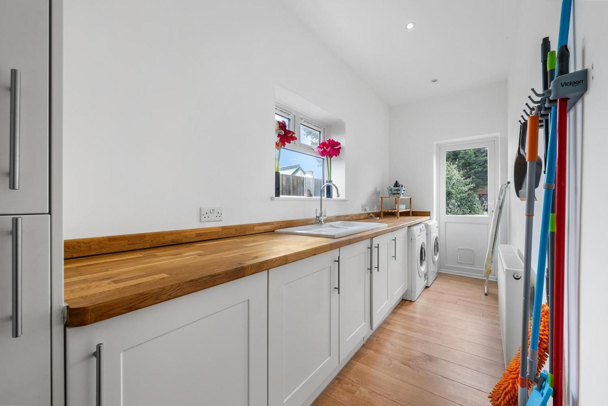 Long Term And Summer Special Offer! 5-Bedroom Spacious, Stunning Design, Sociable Areas & Cosy House Near South Downs Park, Sleeps 11 With Games Room, Private Parking And Garden- By Blue Puffin Stays Waterlooville Eksteriør billede