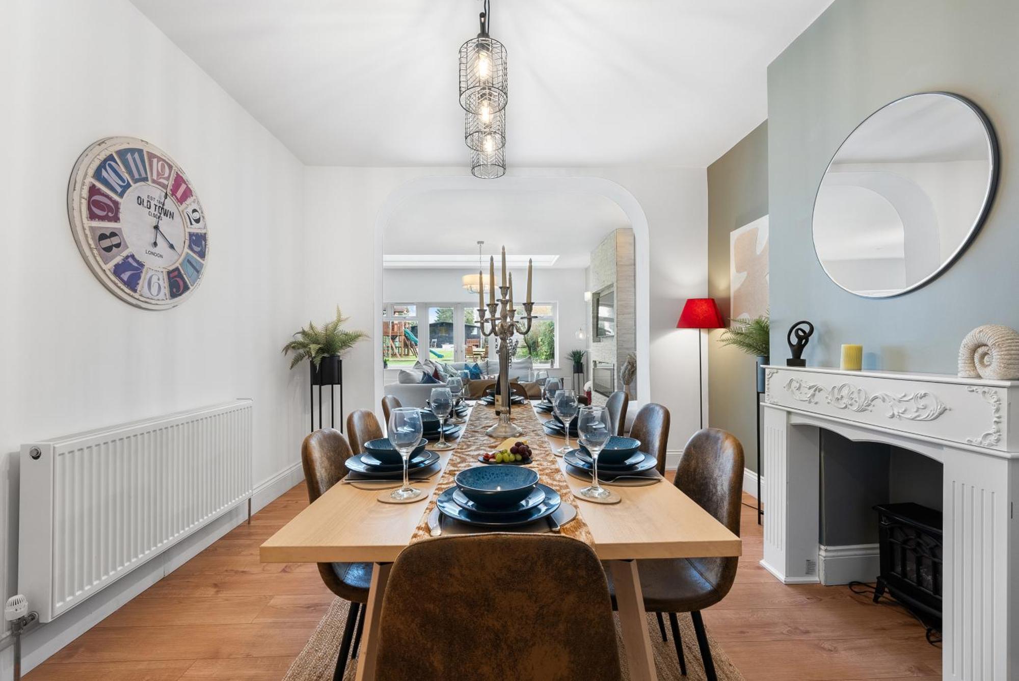 Long Term And Summer Special Offer! 5-Bedroom Spacious, Stunning Design, Sociable Areas & Cosy House Near South Downs Park, Sleeps 11 With Games Room, Private Parking And Garden- By Blue Puffin Stays Waterlooville Eksteriør billede