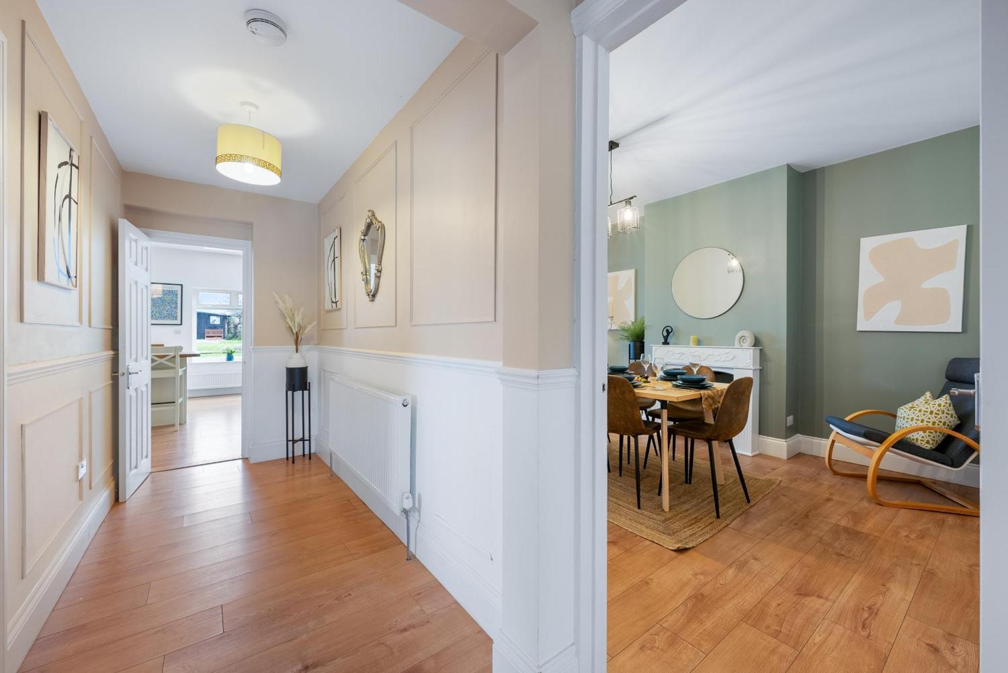 Long Term And Summer Special Offer! 5-Bedroom Spacious, Stunning Design, Sociable Areas & Cosy House Near South Downs Park, Sleeps 11 With Games Room, Private Parking And Garden- By Blue Puffin Stays Waterlooville Eksteriør billede