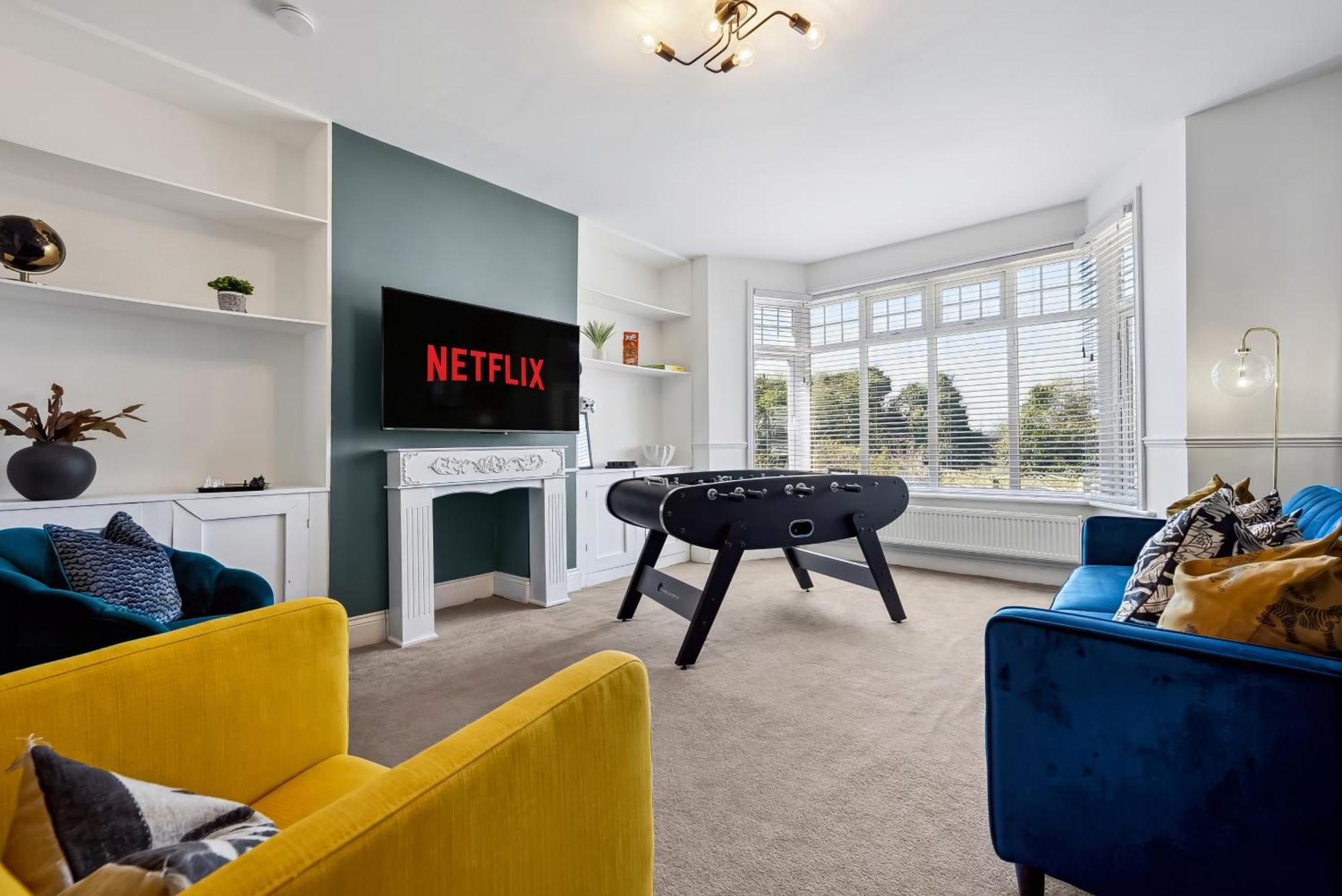 Long Term And Summer Special Offer! 5-Bedroom Spacious, Stunning Design, Sociable Areas & Cosy House Near South Downs Park, Sleeps 11 With Games Room, Private Parking And Garden- By Blue Puffin Stays Waterlooville Eksteriør billede