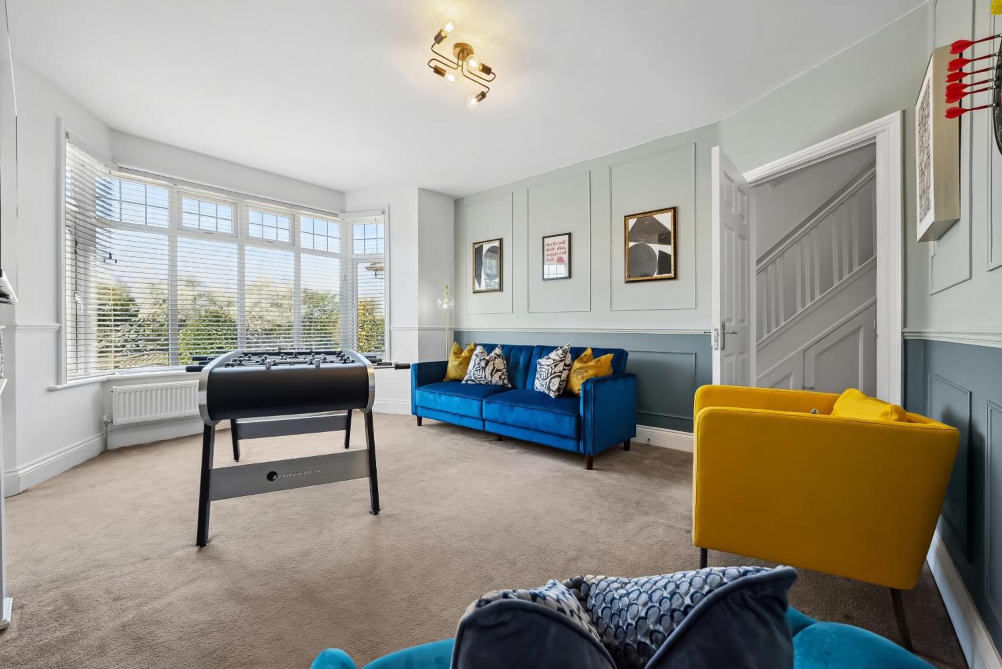 Long Term And Summer Special Offer! 5-Bedroom Spacious, Stunning Design, Sociable Areas & Cosy House Near South Downs Park, Sleeps 11 With Games Room, Private Parking And Garden- By Blue Puffin Stays Waterlooville Eksteriør billede